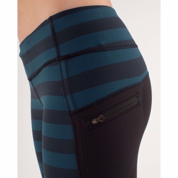 Lululemon Top Speed Crop 2 Alberta Lake Stripe - Picture 8 of 8